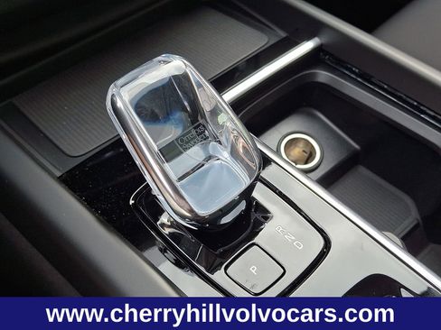 New 2026 Volvo XC60 B5 Plus w/ Protection Package Premier image 15