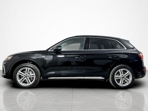 Used 2023 Audi Q5 e Premium Plus w/ Premium Plus Package image 2