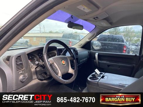 Used 2012 Chevrolet Silverado 1500 LT AWD/4WD image 12