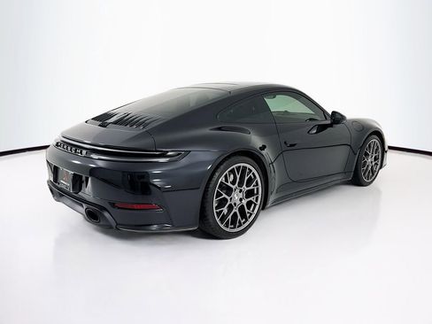 Certified 2025 Porsche 911 Carrera image 9