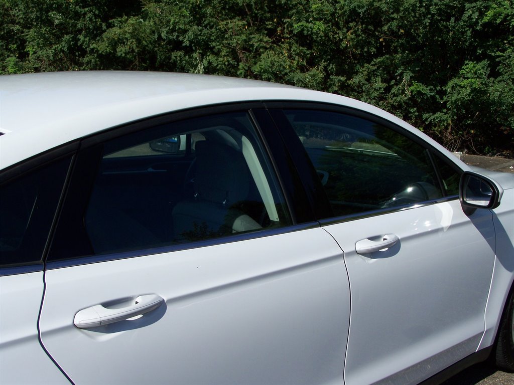 Used 2014 Ford Fusion S FWD image 28