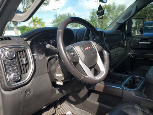 Used 2021 GMC Sierra 2500 SLT image 10