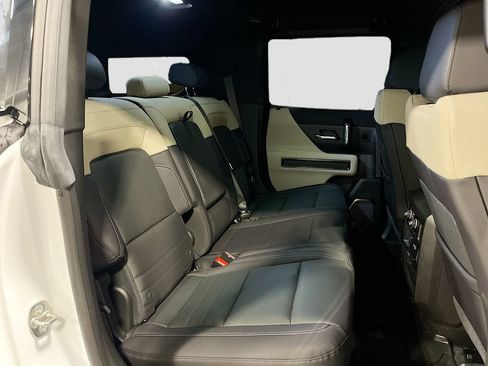Used 2026 GMC Hummer EV SUV AWD/4WD image 32