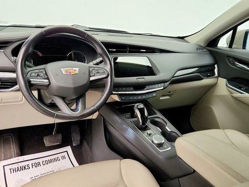 Used 2023 Cadillac XT4 Premium Luxury w/ Enhanced Visibility Package image 13