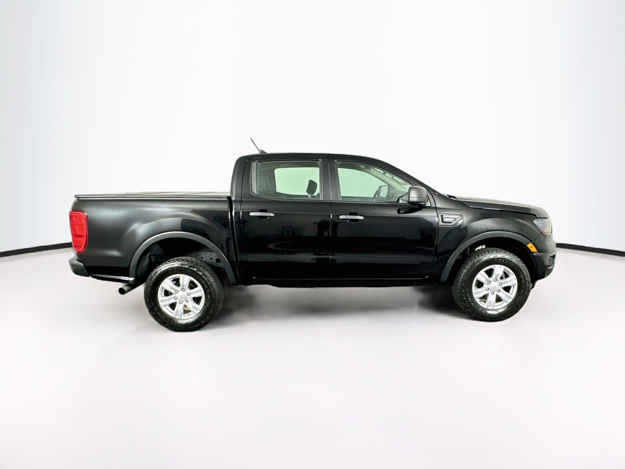 Used 2019 Ford Ranger XL w/ Equipment Group 101A Mid RWD image 10