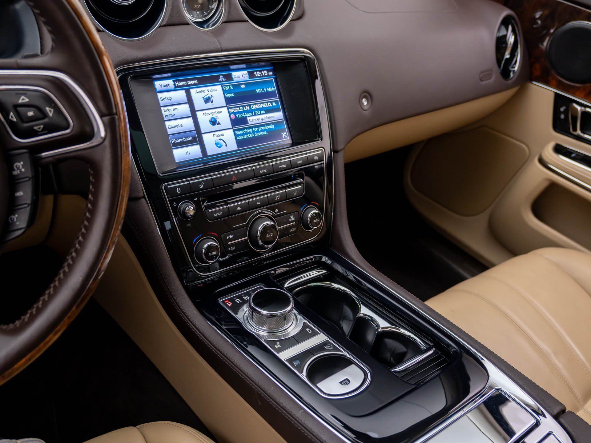 Used 2015 Jaguar XJ AWD image 11