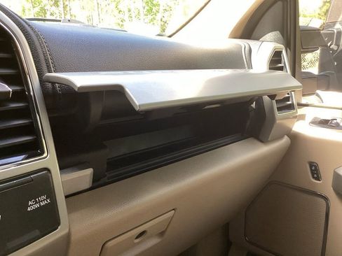 Used 2019 Ford F250 Lariat w/ Lariat Value Package AWD/4WD image 70