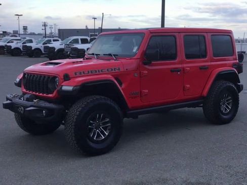 Certified 2024 Jeep Wrangler Unlimited Rubicon 392 AWD/4WD image 4