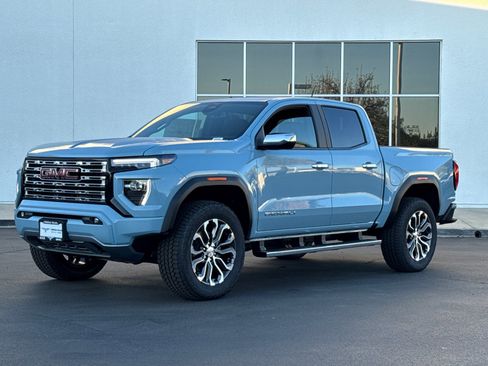 New 2026 GMC Canyon Denali image 4