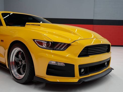 Used 2015 Ford Mustang GT Premium w/ GT Performance Package RWD image 9