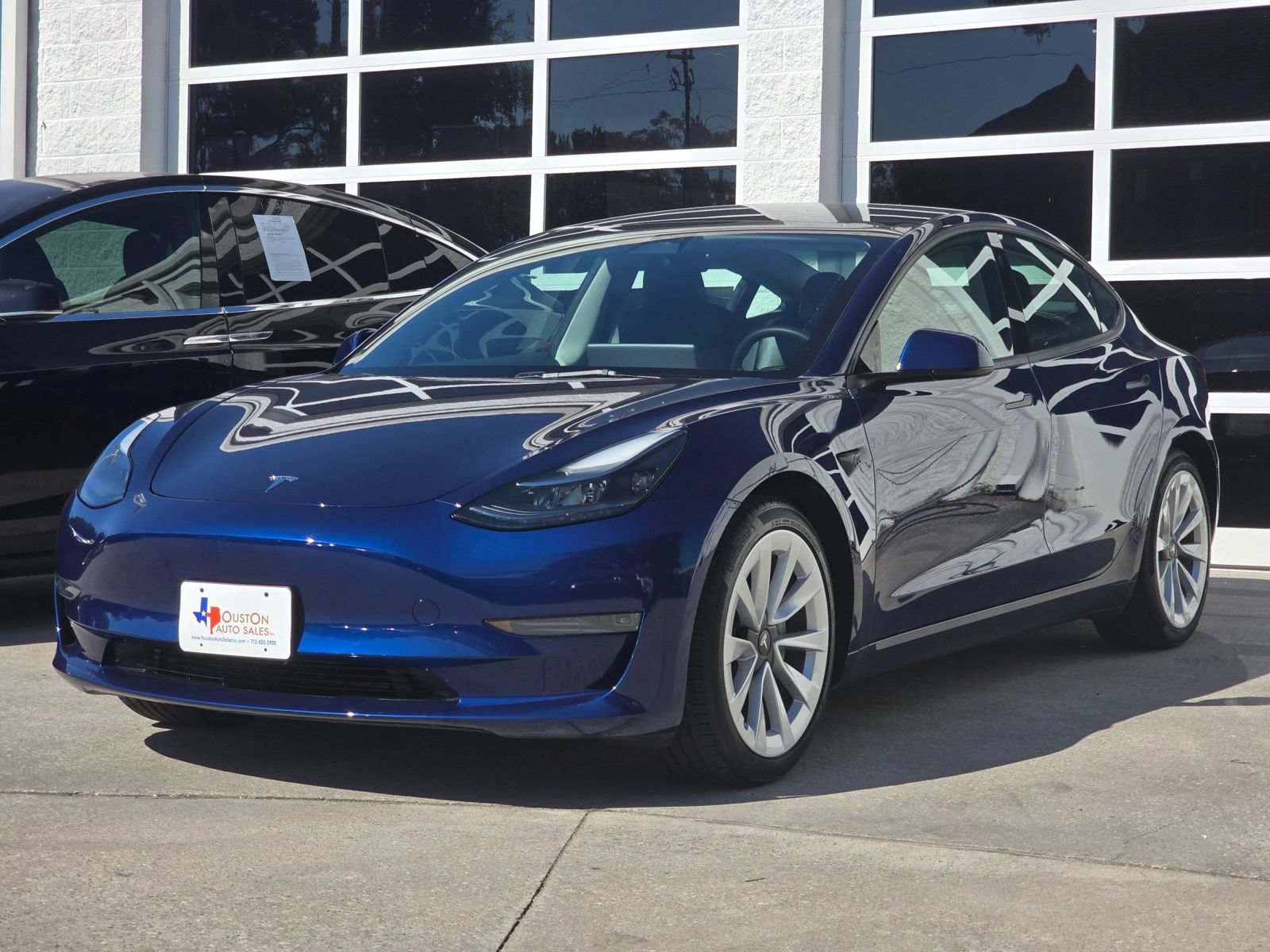 Used 2023 Tesla Model 3 Standard Range RWD image 10