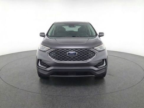 Used 2024 Ford Edge SEL image 5