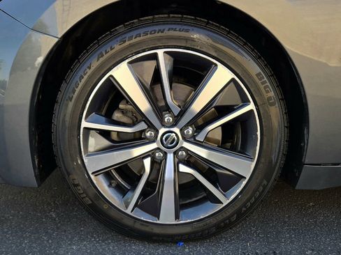 Used 2019 Nissan Maxima 3.5 SL w/ Floor Mat Group image 15