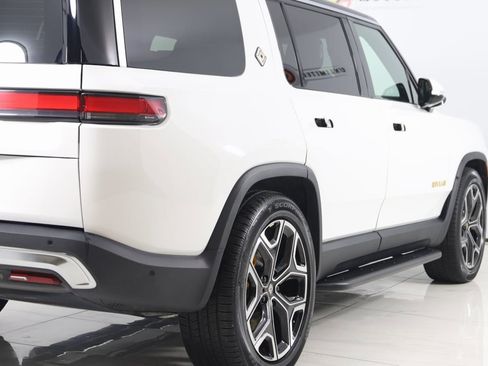 Used 2022 Rivian R1S Launch Edition image 53