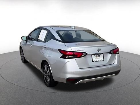 Used 2025 Nissan Versa SV FWD image 11