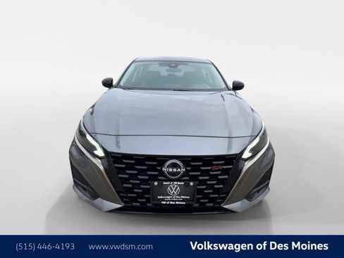 Used 2023 Nissan Altima 2.5 SR image 7