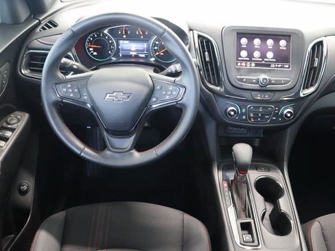 Certified 2024 Chevrolet Equinox RS FWD image 11
