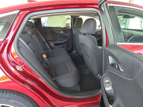 Used 2024 Chevrolet Malibu LT image 39
