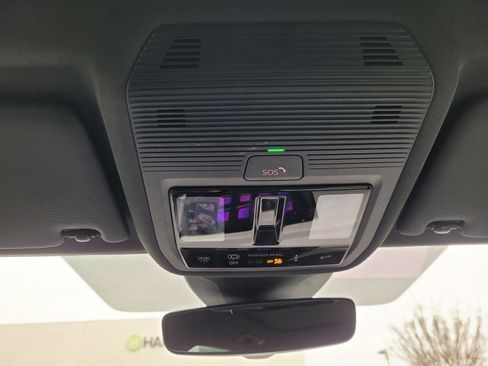 Used 2022 Volkswagen ID.4 Pro S image 29