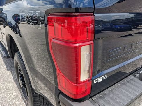 Used 2022 Ford F250 Lariat w/ Black Appearance Package AWD/4WD image 10
