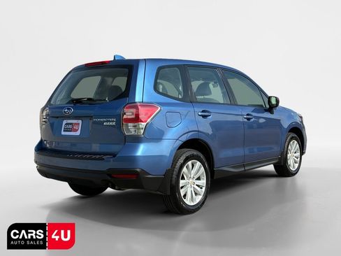 Used 2017 Subaru Forester 2.5i AWD/4WD image 7