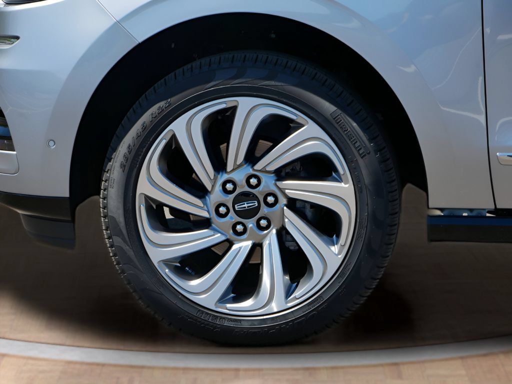 Used 2024 Lincoln Navigator Reserve AWD/4WD image 9
