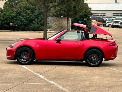 Used 2017 MAZDA MX-5 Miata RF Club w/ Brembo/BBS Package image 9