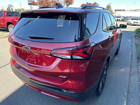 Used 2024 Chevrolet Equinox RS AWD/4WD image 5
