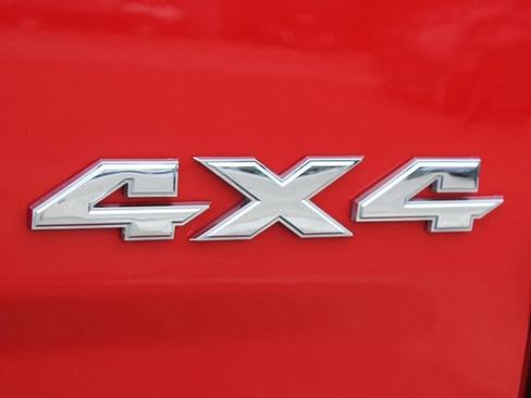 Used 2024 RAM 1500 Classic SLT AWD/4WD image 6
