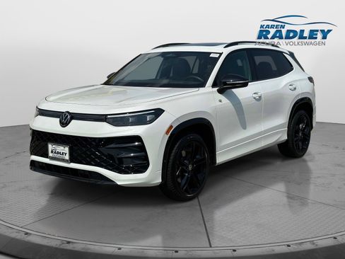 Used 2026 Volkswagen Tiguan SE R-Line AWD/4WD image 5