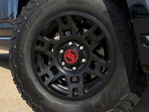 Used 2022 Toyota 4Runner Limited image 7