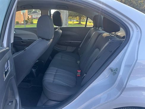 Used 2016 Chevrolet Sonic LT FWD image 11