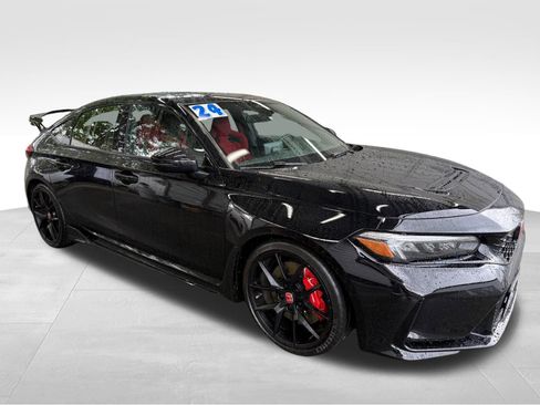 Used 2024 Honda Civic Type R image 3