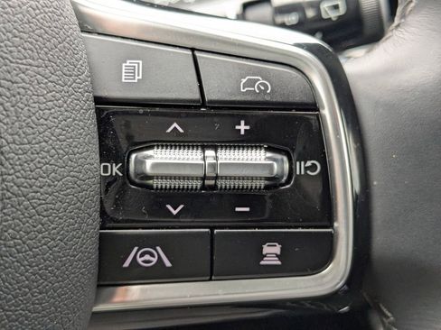 Used 2025 Kia Sorento SX image 19