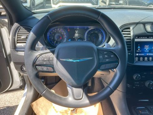 Used 2017 Chrysler 300 S AWD/4WD image 13