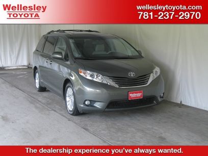 Used 2013 Toyota Sienna XLE