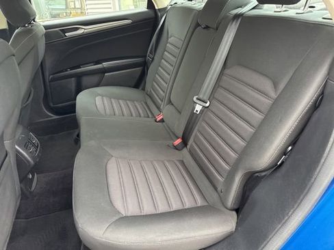 Used 2017 Ford Fusion SE FWD image 35