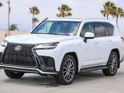 Used 2024 Lexus LX 600 F Sport AWD/4WD image 3