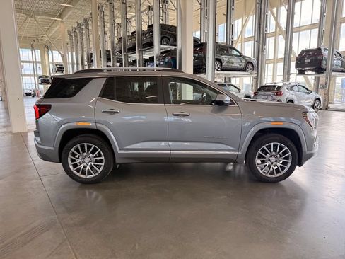 Used 2026 GMC Terrain Denali AWD/4WD image 2
