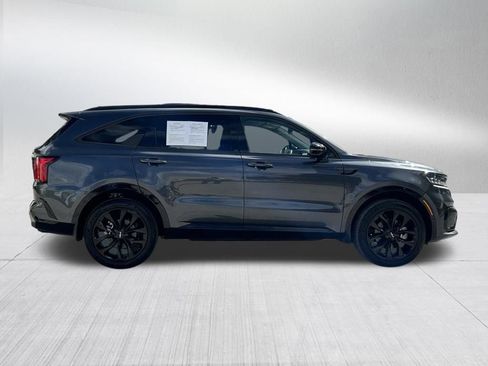 Used 2023 Kia Sorento SX image 4