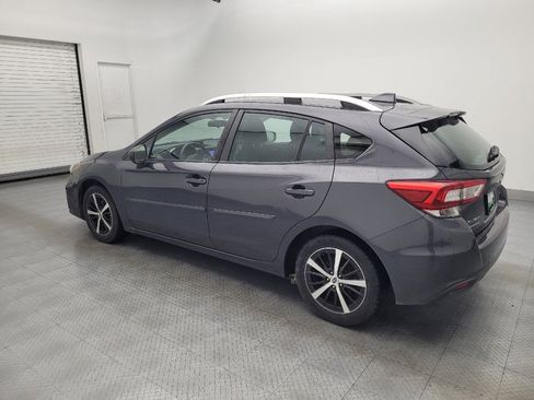 Used 2019 Subaru Impreza 2.0i Premium image 3