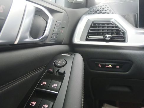 Certified 2026 BMW X5 xDrive40i image 18