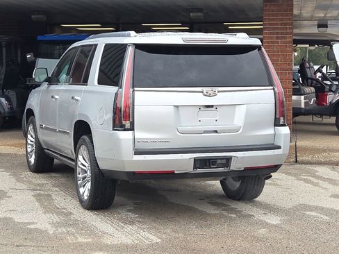 Used 2018 Cadillac Escalade Premium Luxury w/ LPO, Radiant Package image 6