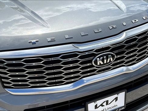 Used 2020 Kia Telluride S FWD image 32