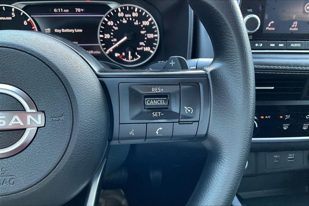 Used 2023 Nissan Rogue S AWD/4WD image 10