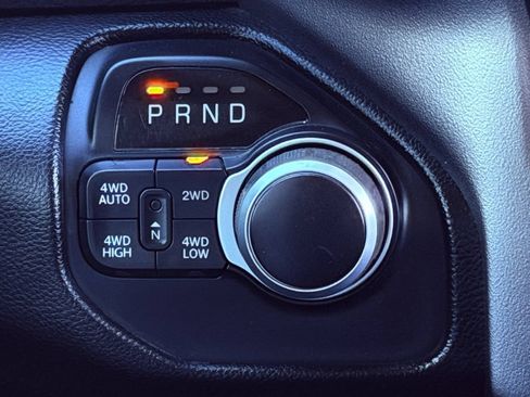 Used 2020 RAM 1500 Big Horn AWD/4WD image 34