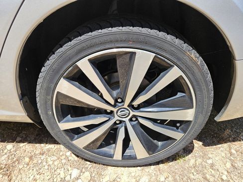 Used 2021 Nissan Altima 2.5 SR AWD/4WD image 7