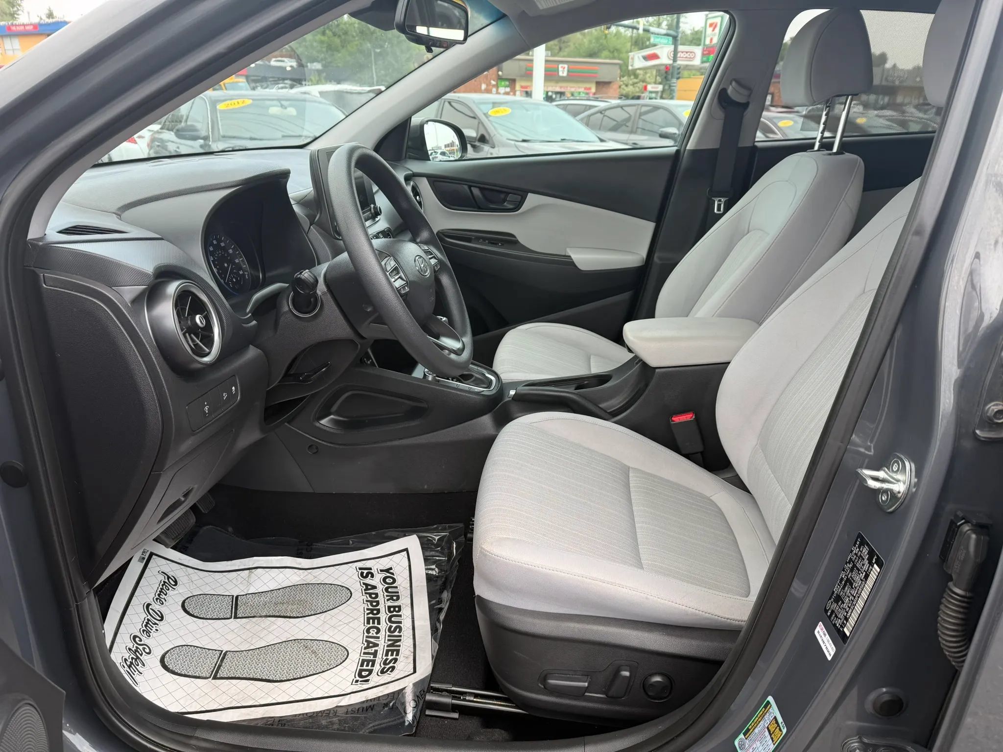 Used 2023 Hyundai Kona SEL AWD/4WD image 10