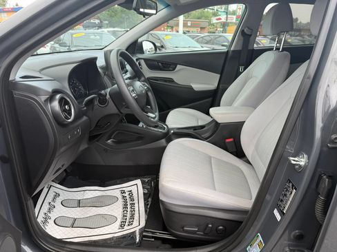 Used 2023 Hyundai Kona SEL AWD/4WD image 10