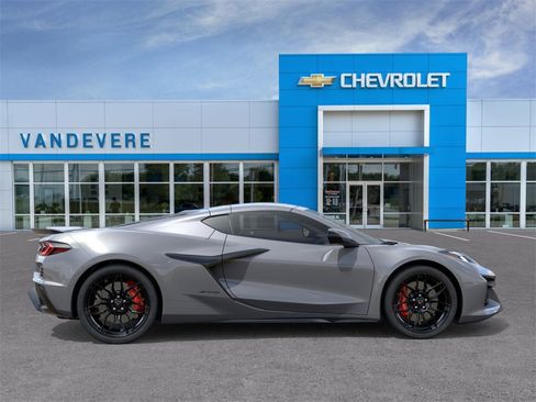 New 2025 Chevrolet Corvette Z06 w/ Battery Protection Package image 5